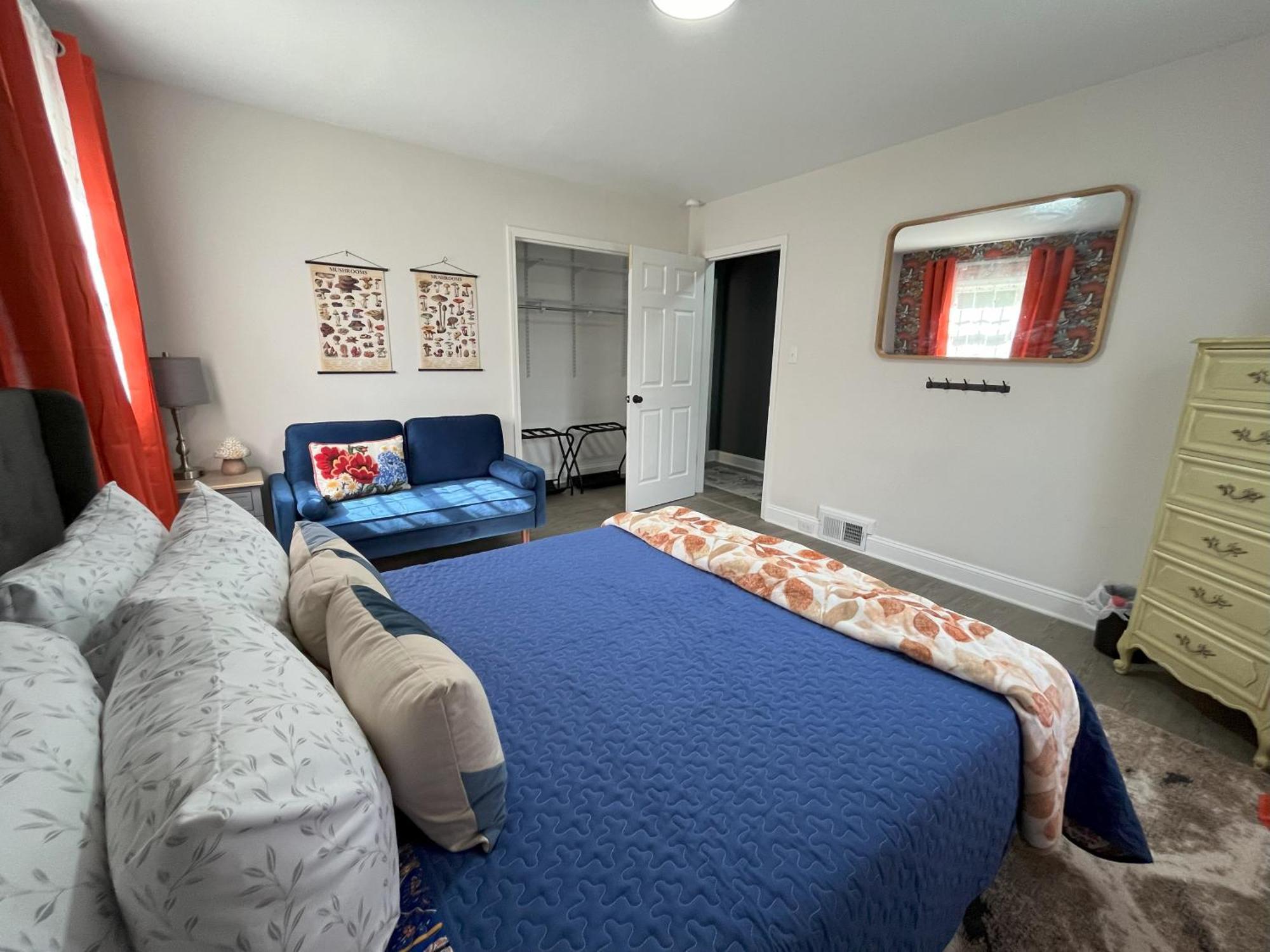 Sapphire Shire Villa Winston-Salem Bagian luar foto